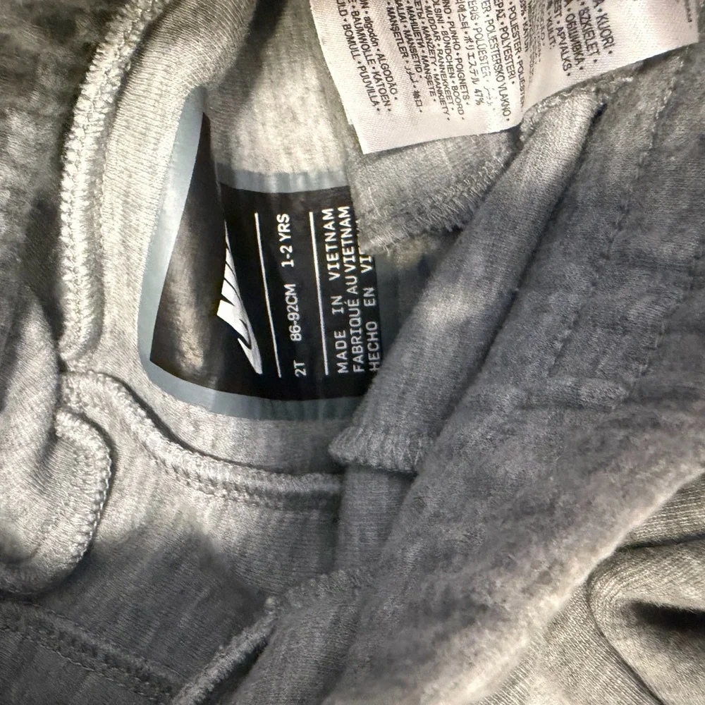 Toddler Gray Nike Tech Set - Picture 3 of 3